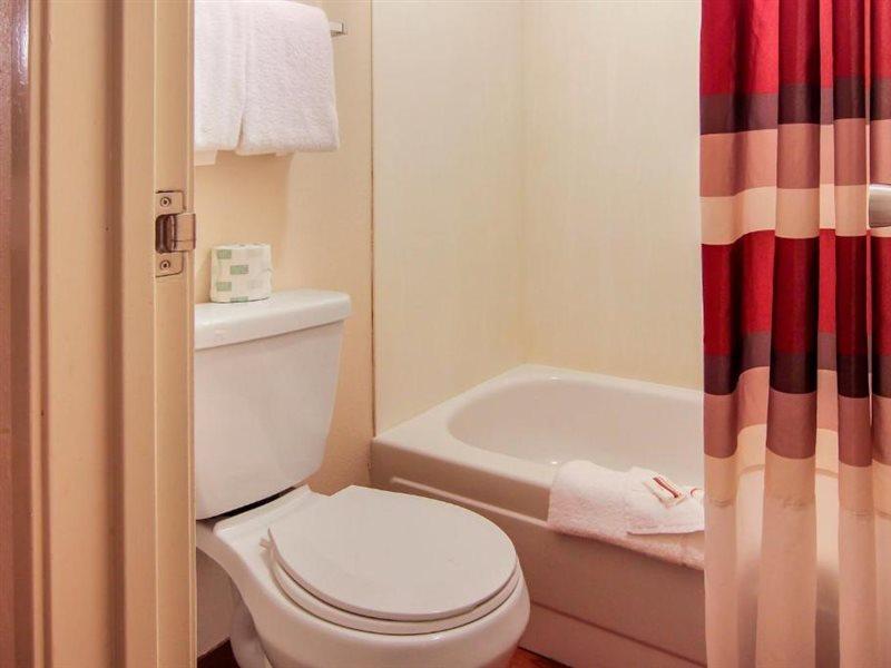 Red Roof Inn Detroit - Troy Εξωτερικό φωτογραφία