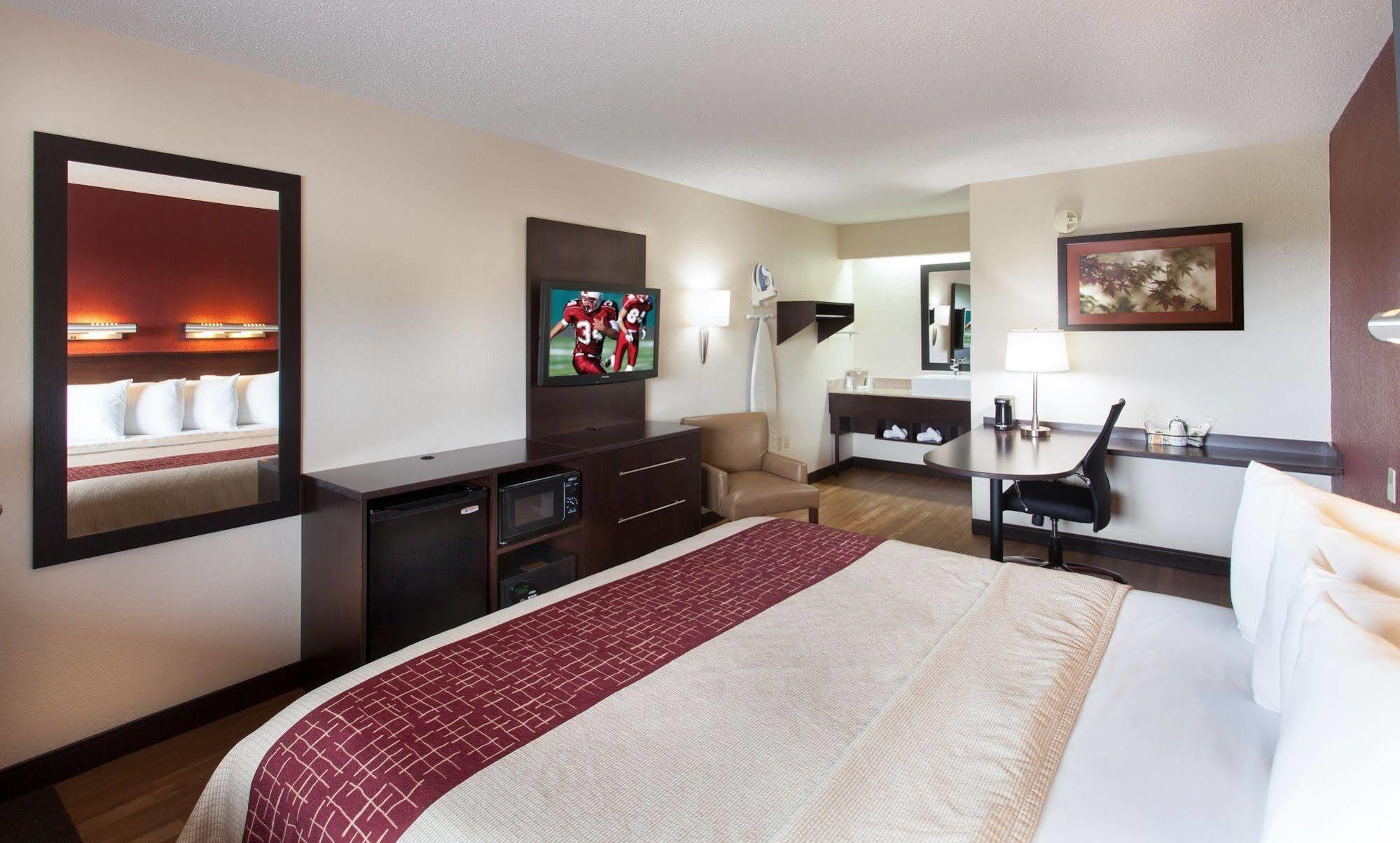 Red Roof Inn Detroit - Troy Εξωτερικό φωτογραφία